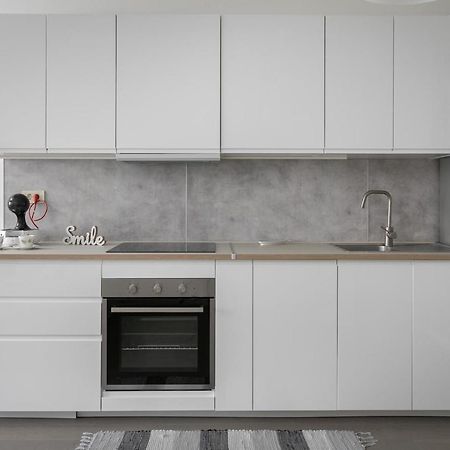 Silver Sea Apartment Макарска Екстериор снимка
